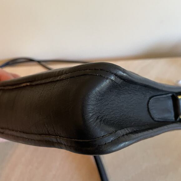 Vintage Coach Leather Basic Bag Purse - Picture 8 of 16